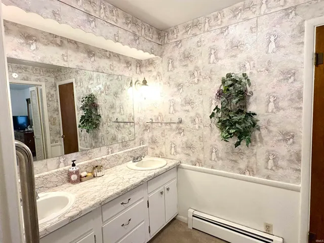 $235,000 | 1301 N Cr East, Selma, IN 47383