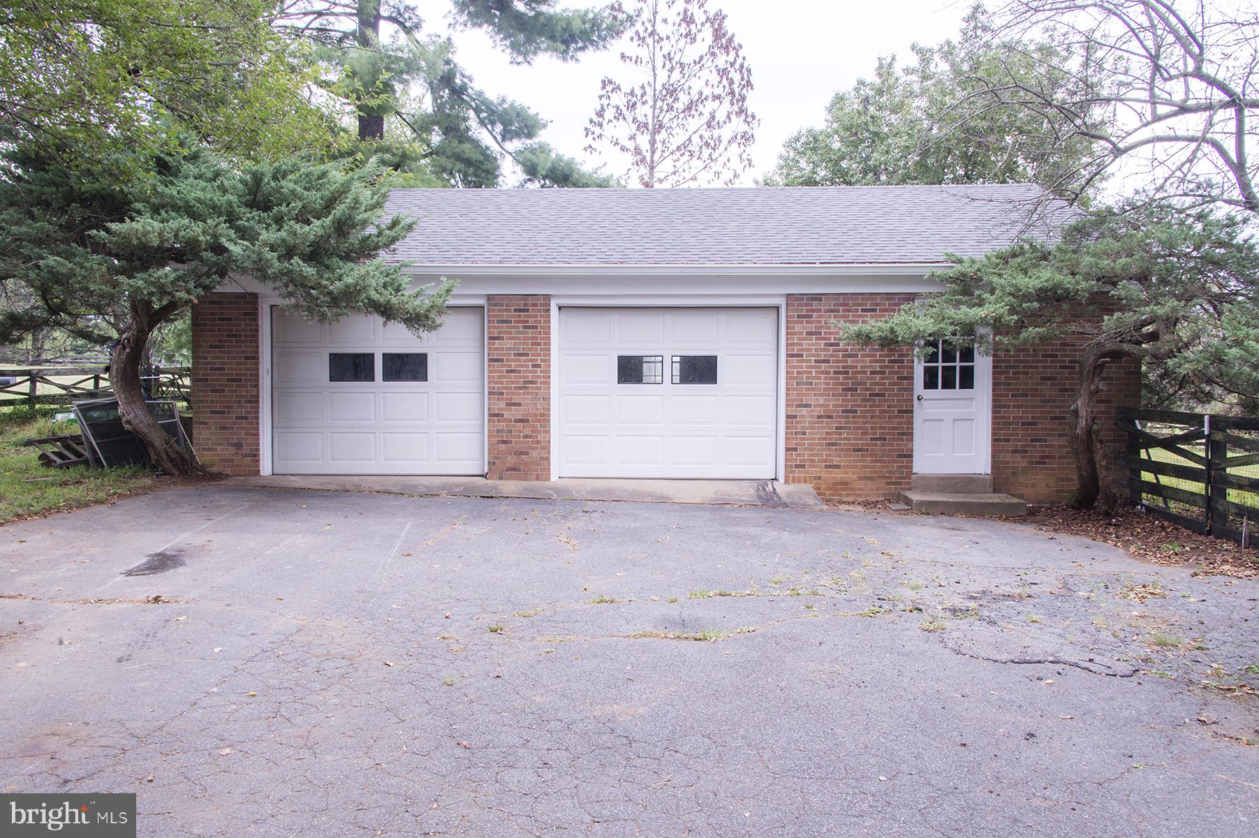 18780 Lincoln Road Hamilton, VA 20158 - Photo 5 of 80 Detached Garage