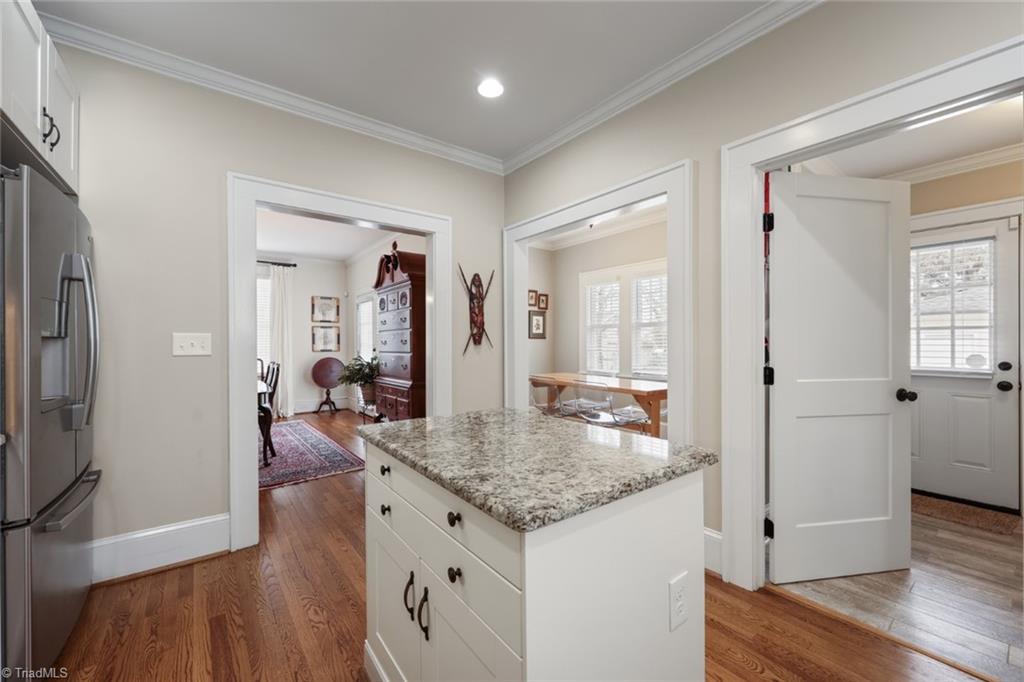 940 South Hawthorne Road Winston-Salem, NC 27103 - Photo 17 of 39 Gallery Image 17