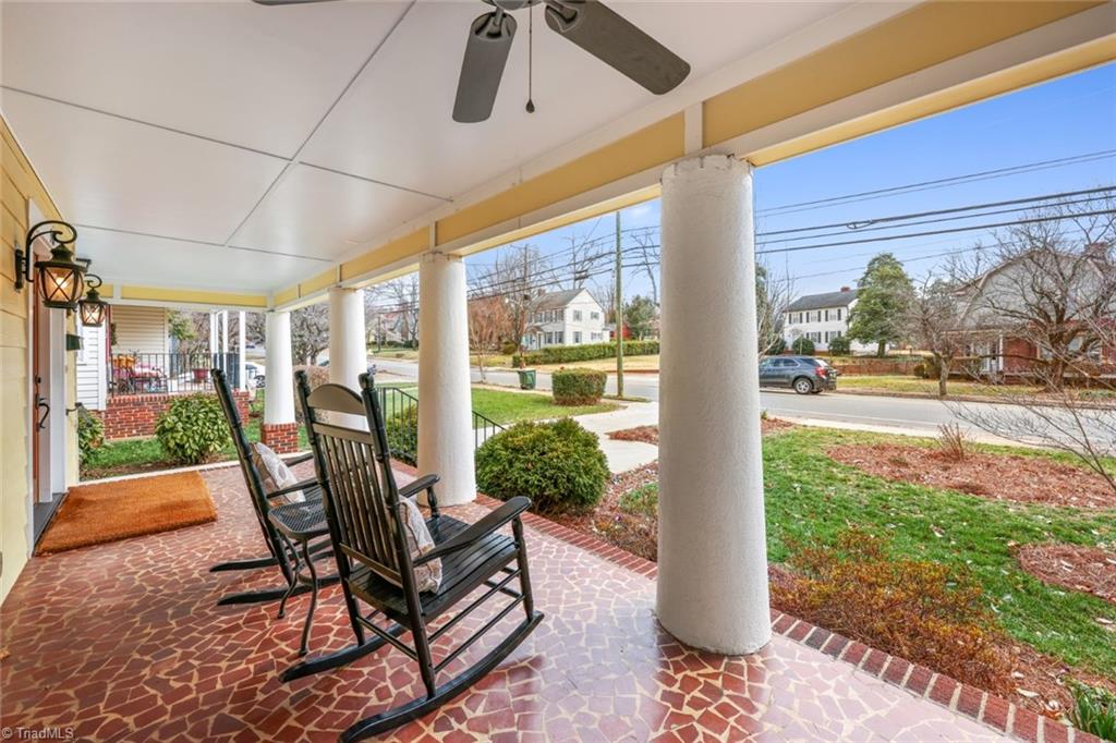 940 South Hawthorne Road Winston-Salem, NC 27103 - Photo 3 of 39 Gallery Image 3