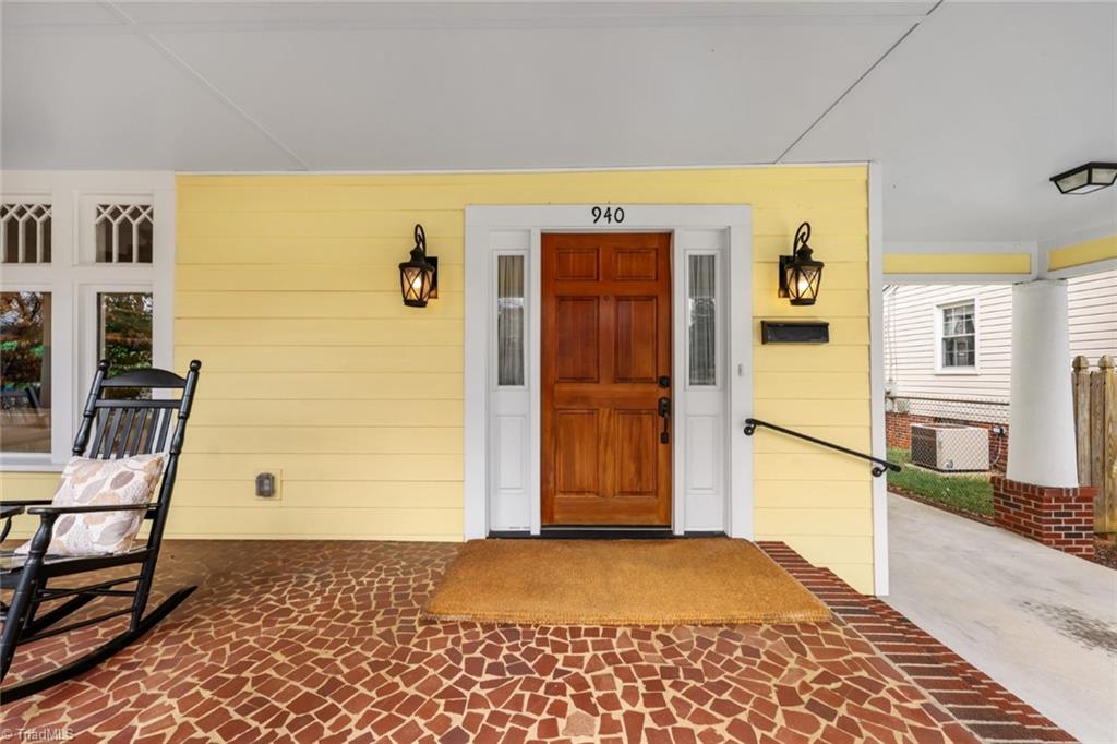 940 South Hawthorne Road Winston-Salem, NC 27103 - Photo 4 of 39 Gallery Image 4