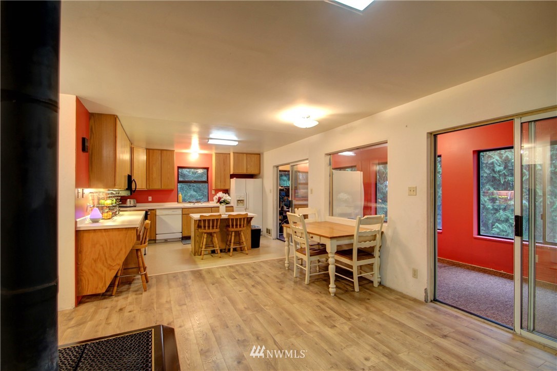 7479 F F & S Grade Road Sedro-Woolley, WA 98284 - Photo 3 of 25 Gallery Image 3