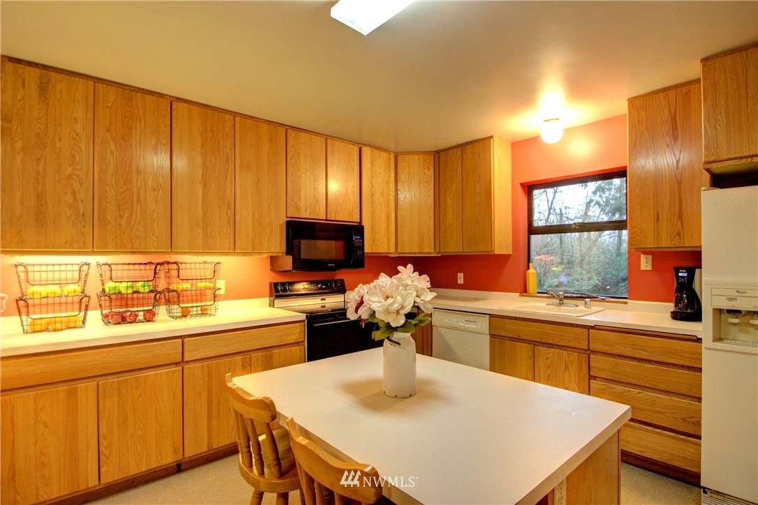 7479 F F & S Grade Road Sedro-Woolley, WA 98284 - Photo 4 of 25 Gallery Image 4