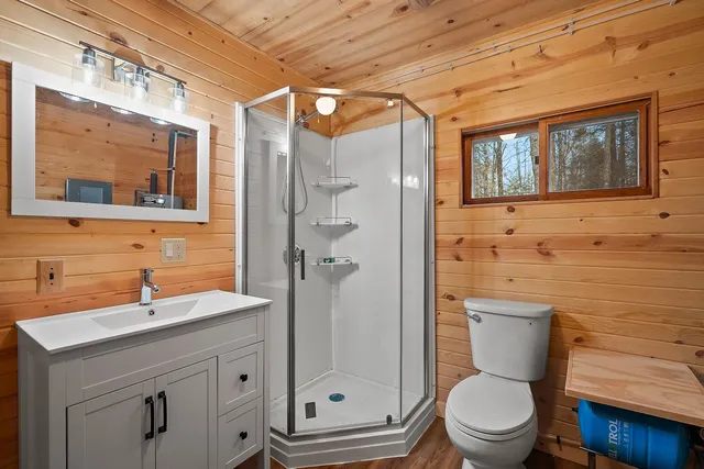 $125,000 | W5065 Bear Paw Road, Amberg, WI 54102