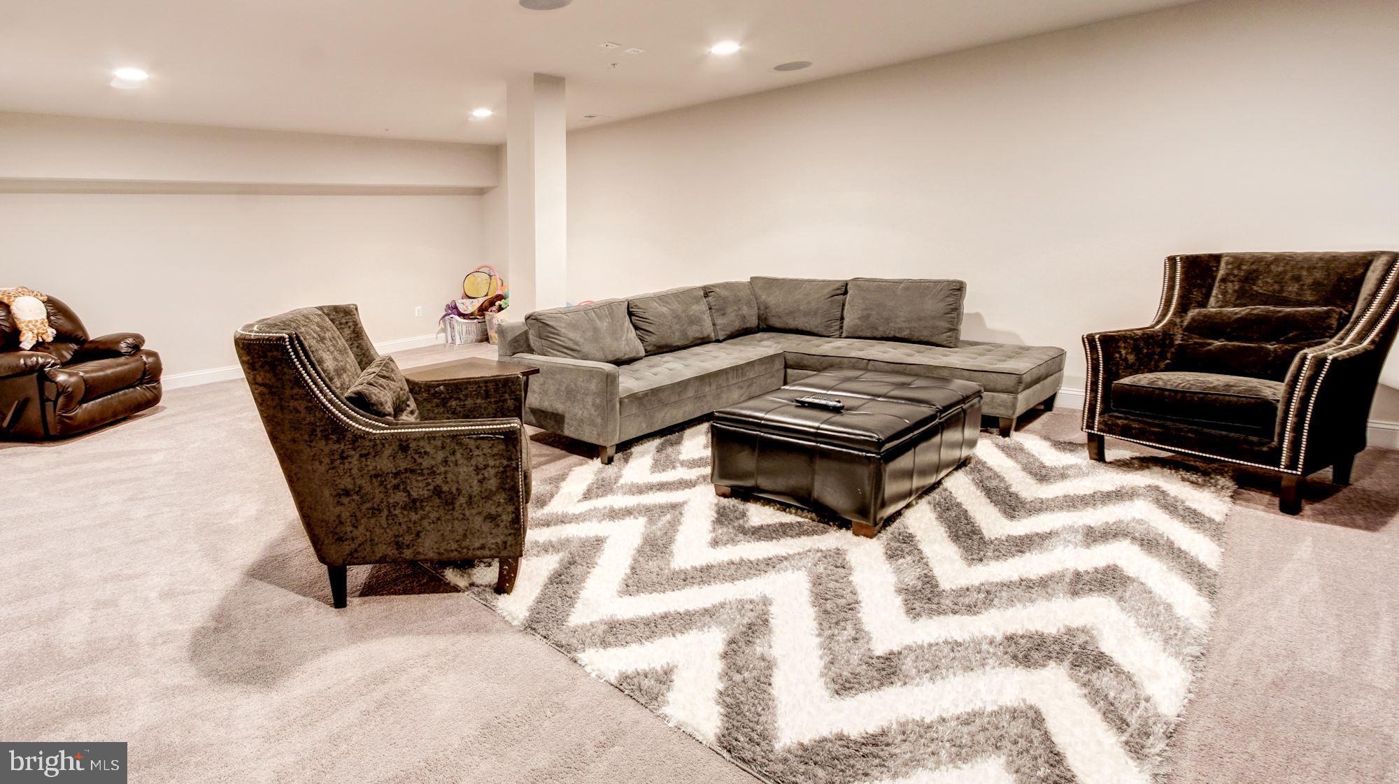 1706 Fieldstone Court Hanover, MD 21076 - Photo 8 of 22 Family Room