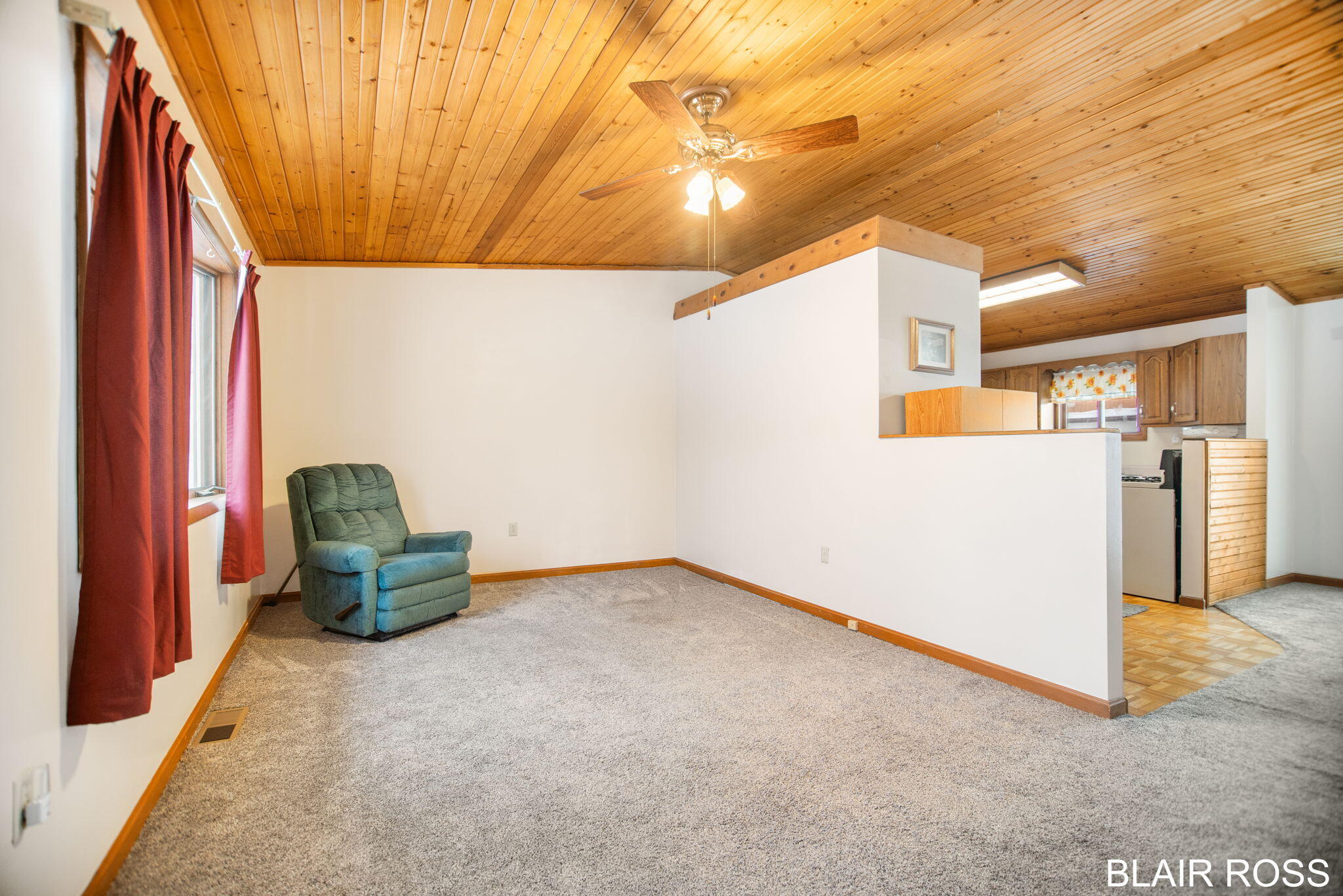 5793 Hall Road Muskegon, MI 49442 - Photo 8 of 24 10-web-or-mls-5793 Hall Rd Muskegon, MI-
