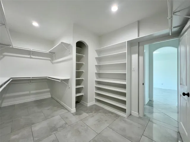 a view of walk in closet