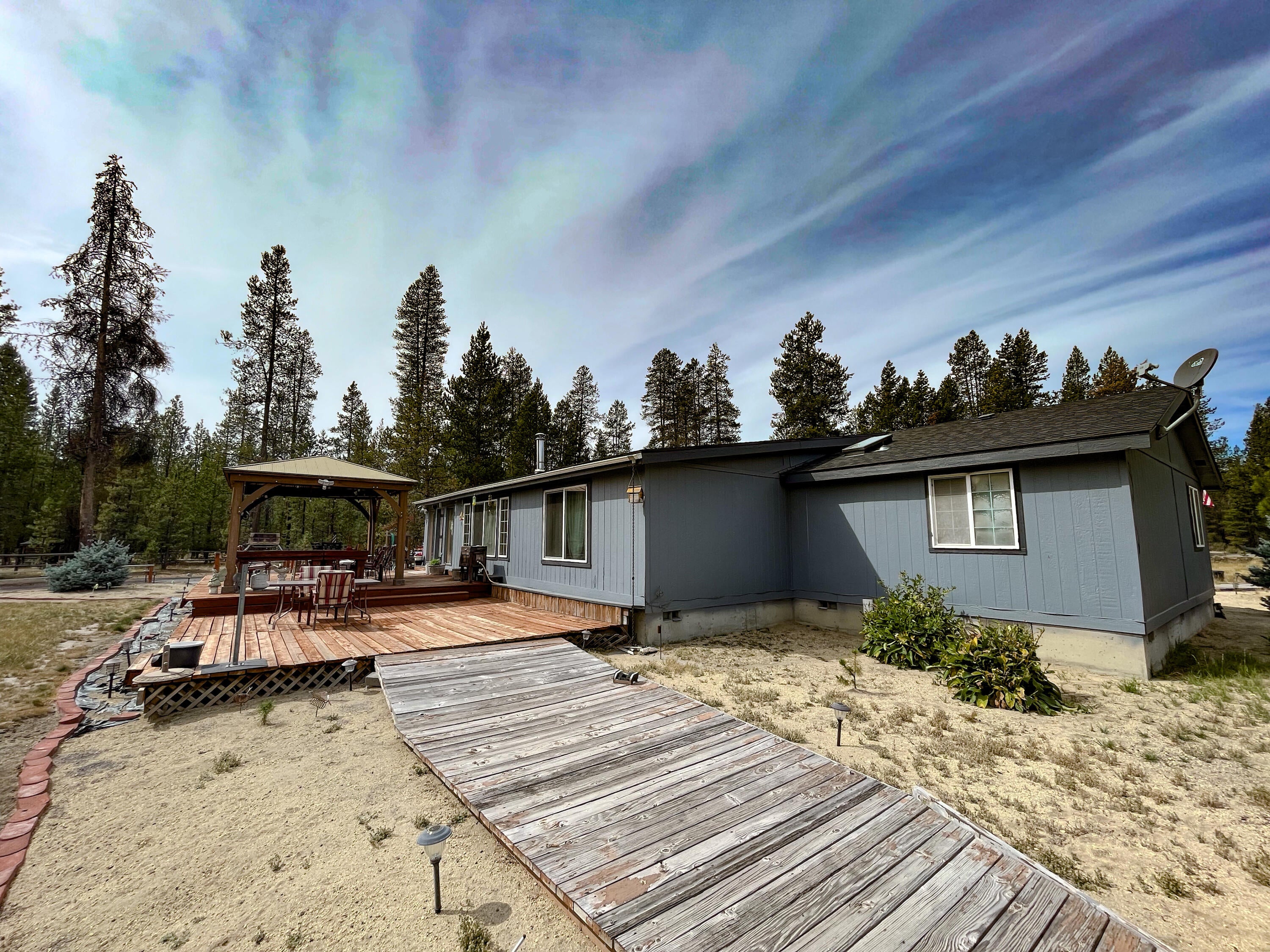150047 Kurtz Road La Pine, OR 97739 - Photo 18 of 23 Sideview