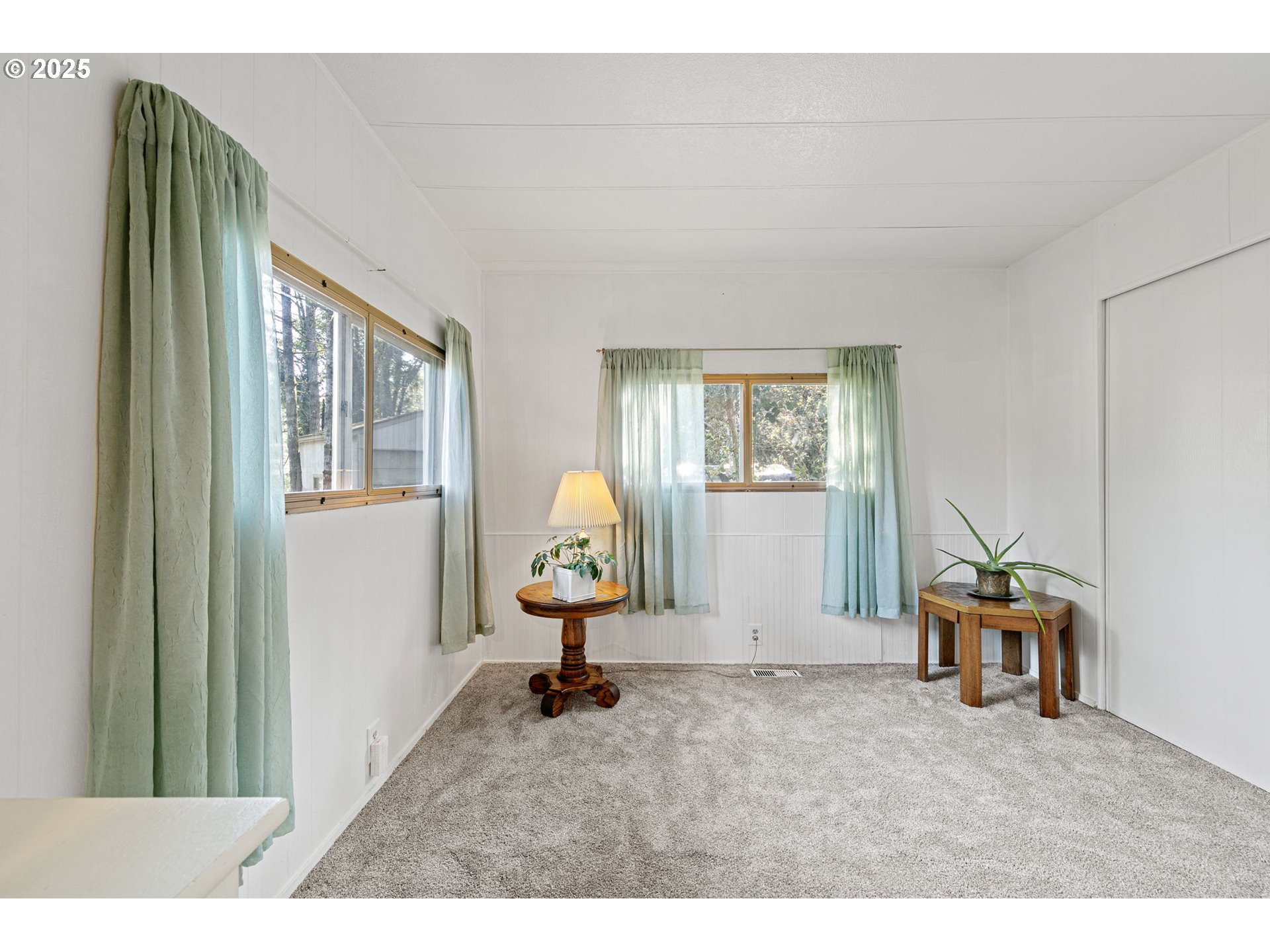44531 McKenzie Highway Leaburg, OR 97489 - Photo 12 of 48 a living room with furniture and a window