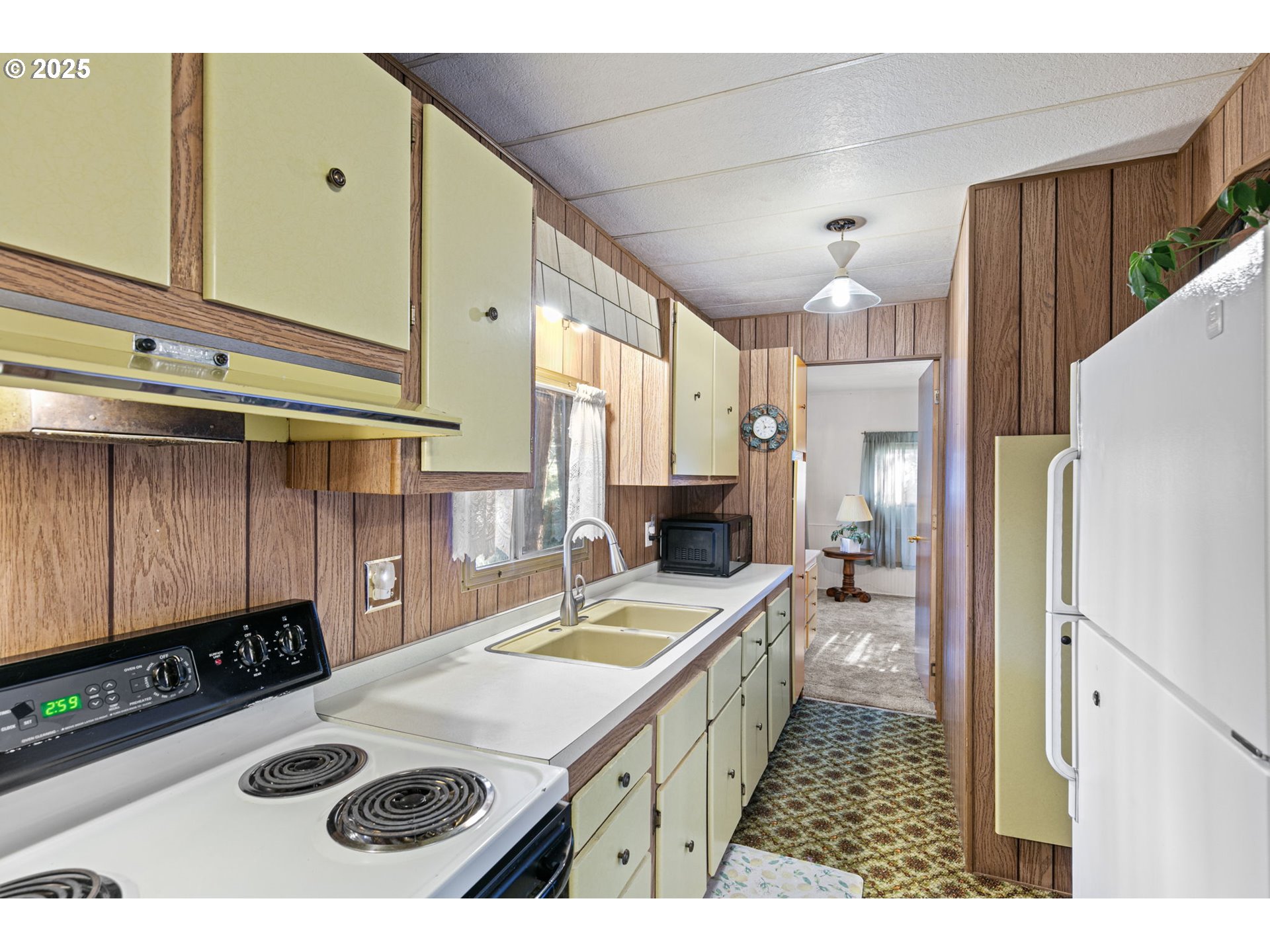 44531 McKenzie Highway Leaburg, OR 97489 - Photo 10 of 48 a bathroom with a sink a vanity and a mirror