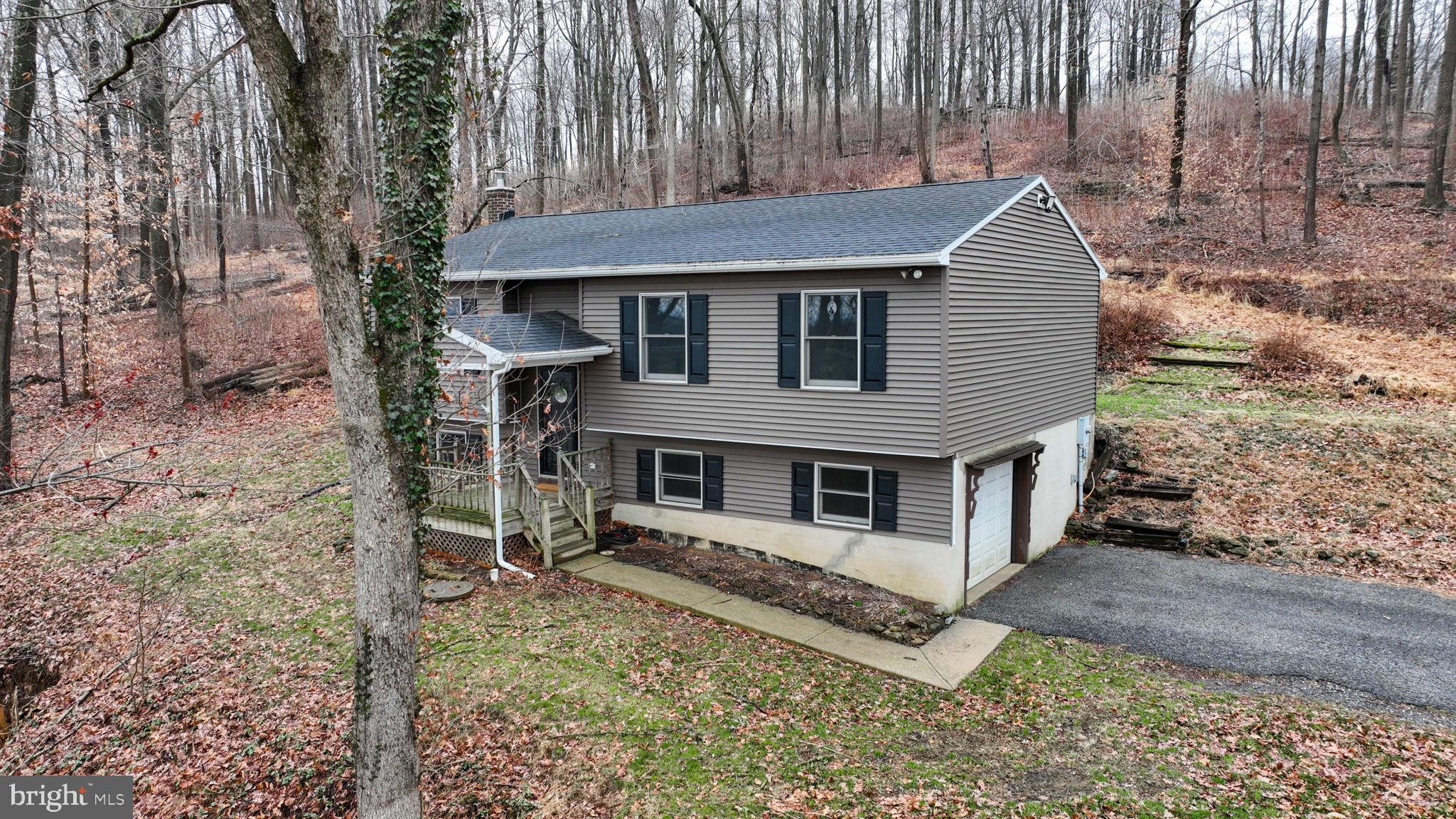 116 Ironmaster Road Lebanon, PA 17042 - Photo 3 of 64 Charming home nestled in serene woodlands.