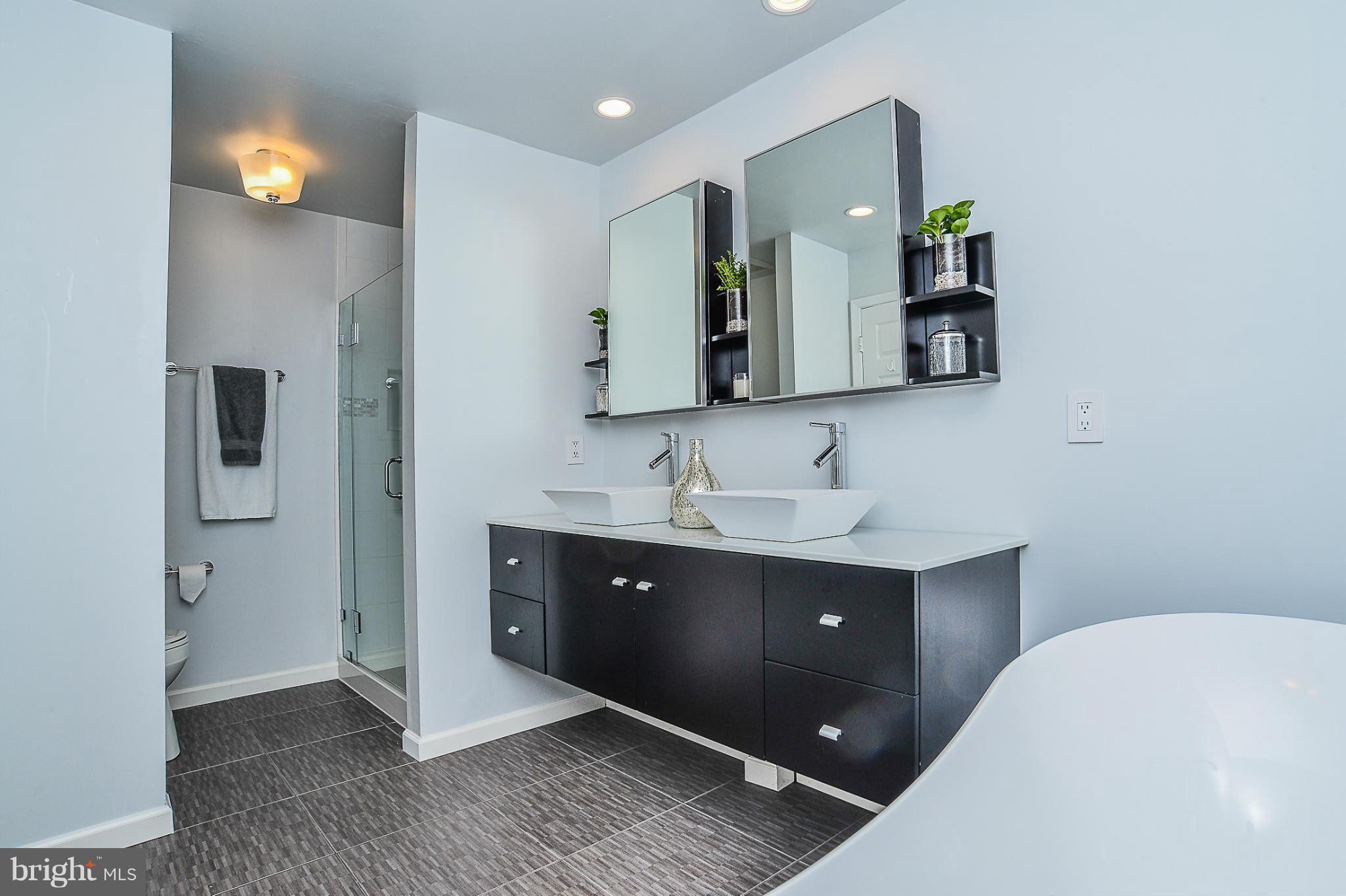 3815 Inverness Road Fairfax, VA 22033 - Photo 19 of 30 Bath (Master)