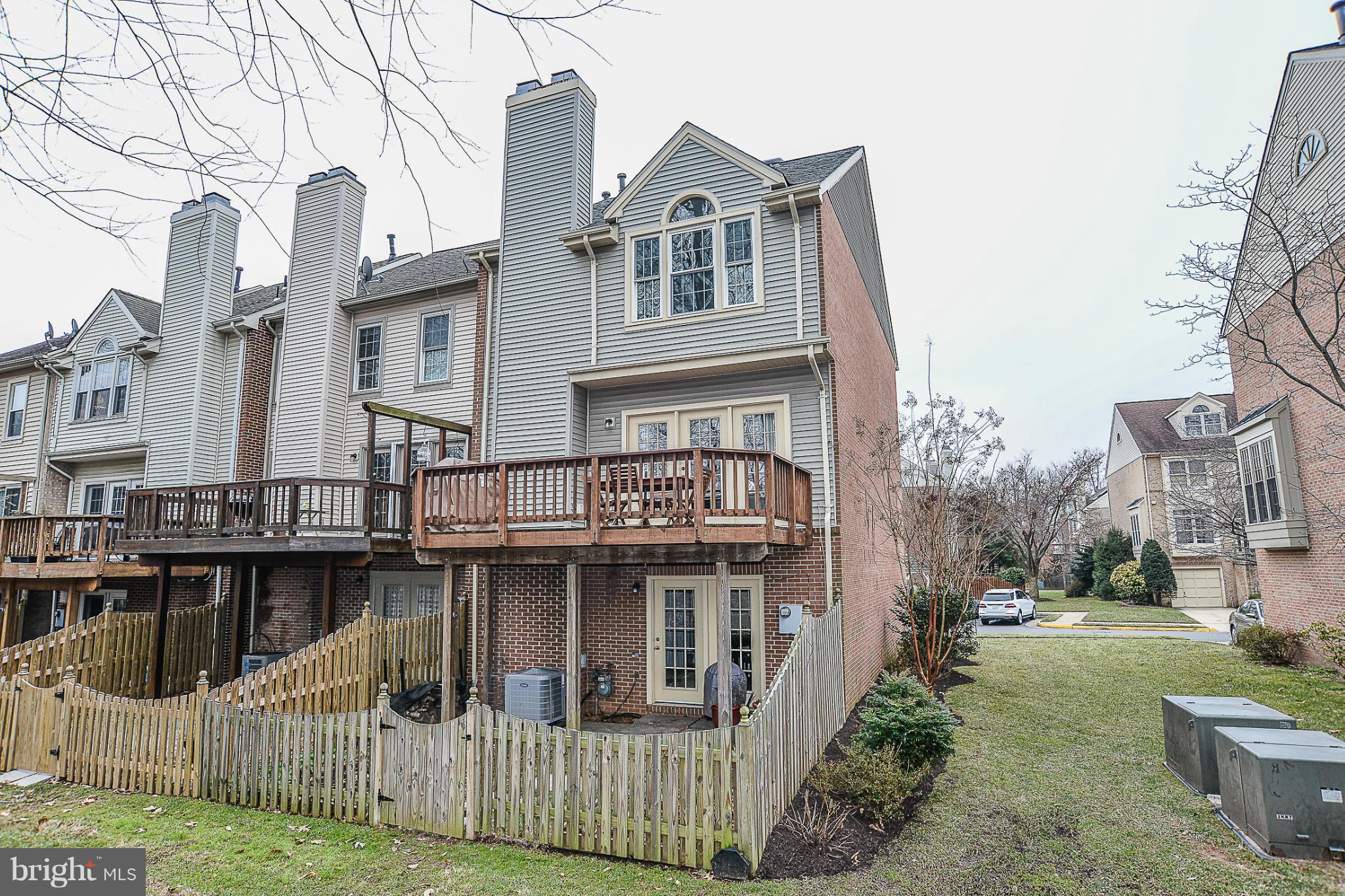 3815 Inverness Road Fairfax, VA 22033 - Photo 29 of 30 Exterior (Rear)