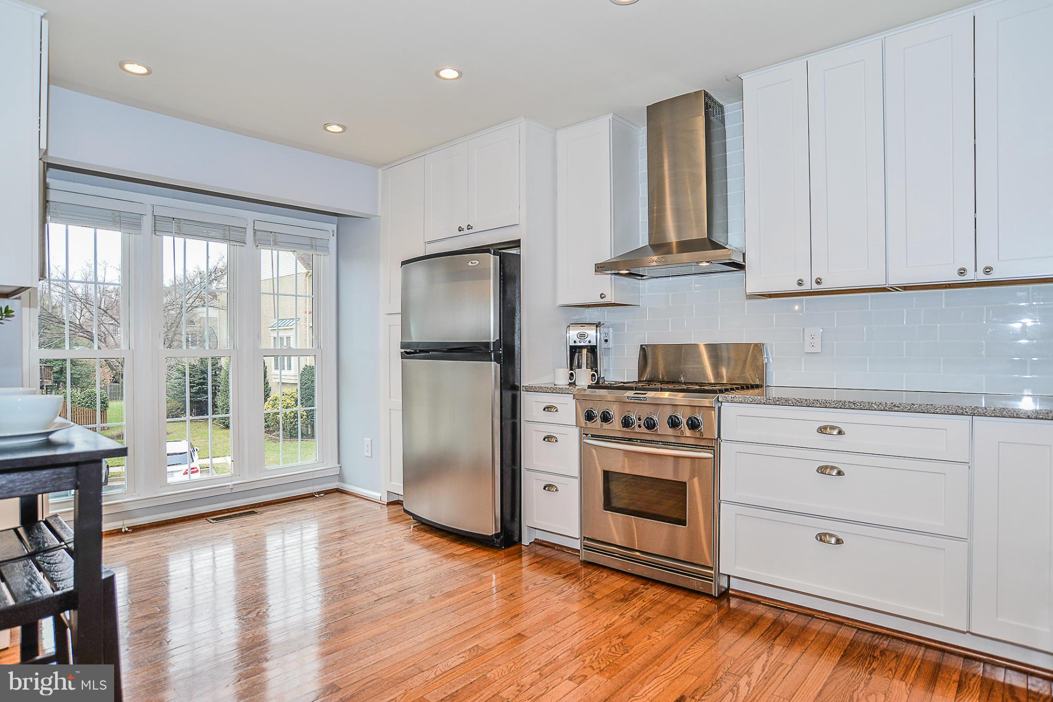 3815 Inverness Road Fairfax, VA 22033 - Photo 4 of 30 Kitchen