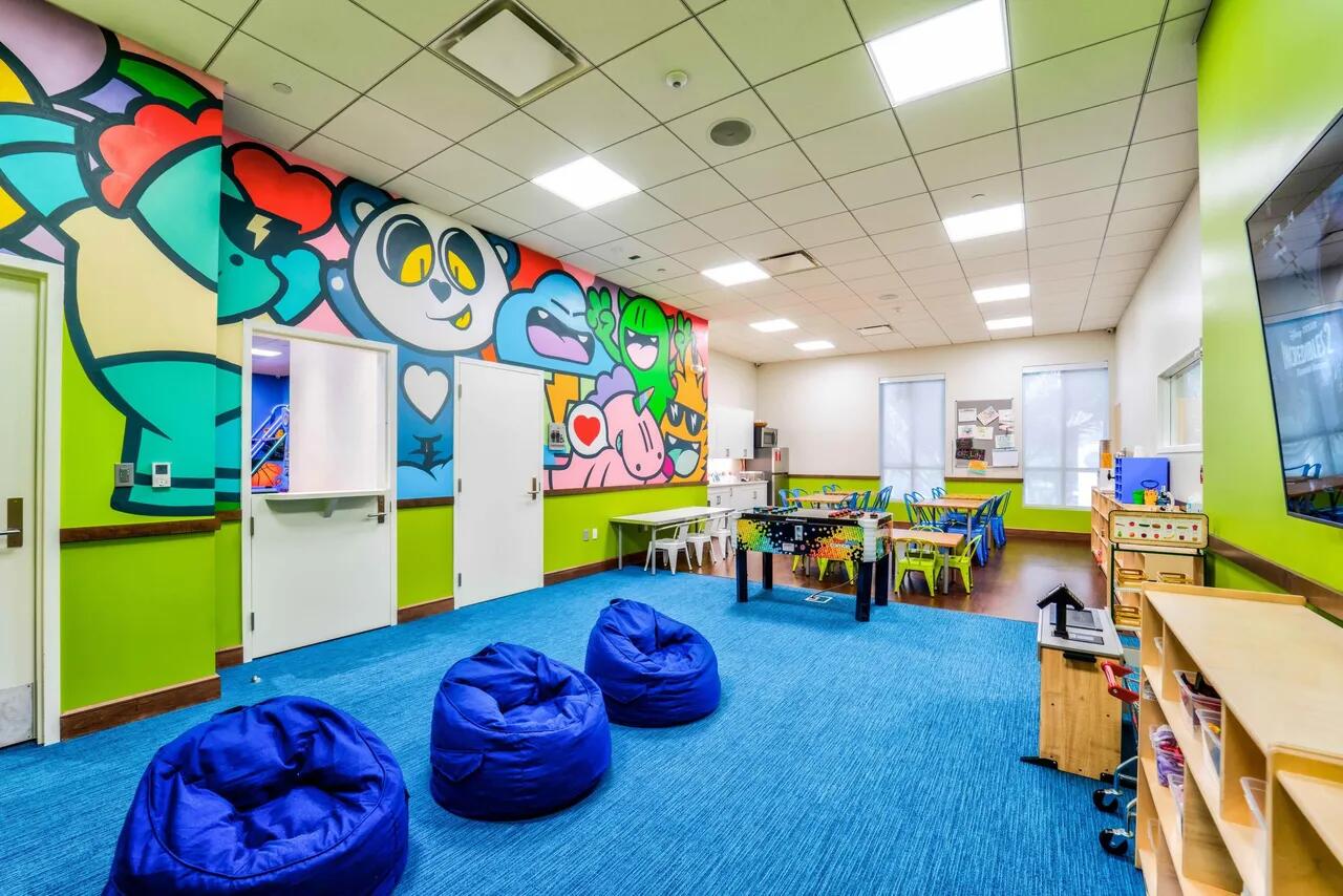 8849 Valhalla Drive Delray Beach, FL 33446 - Photo 51 of 51 a room with lots of furniture and toys