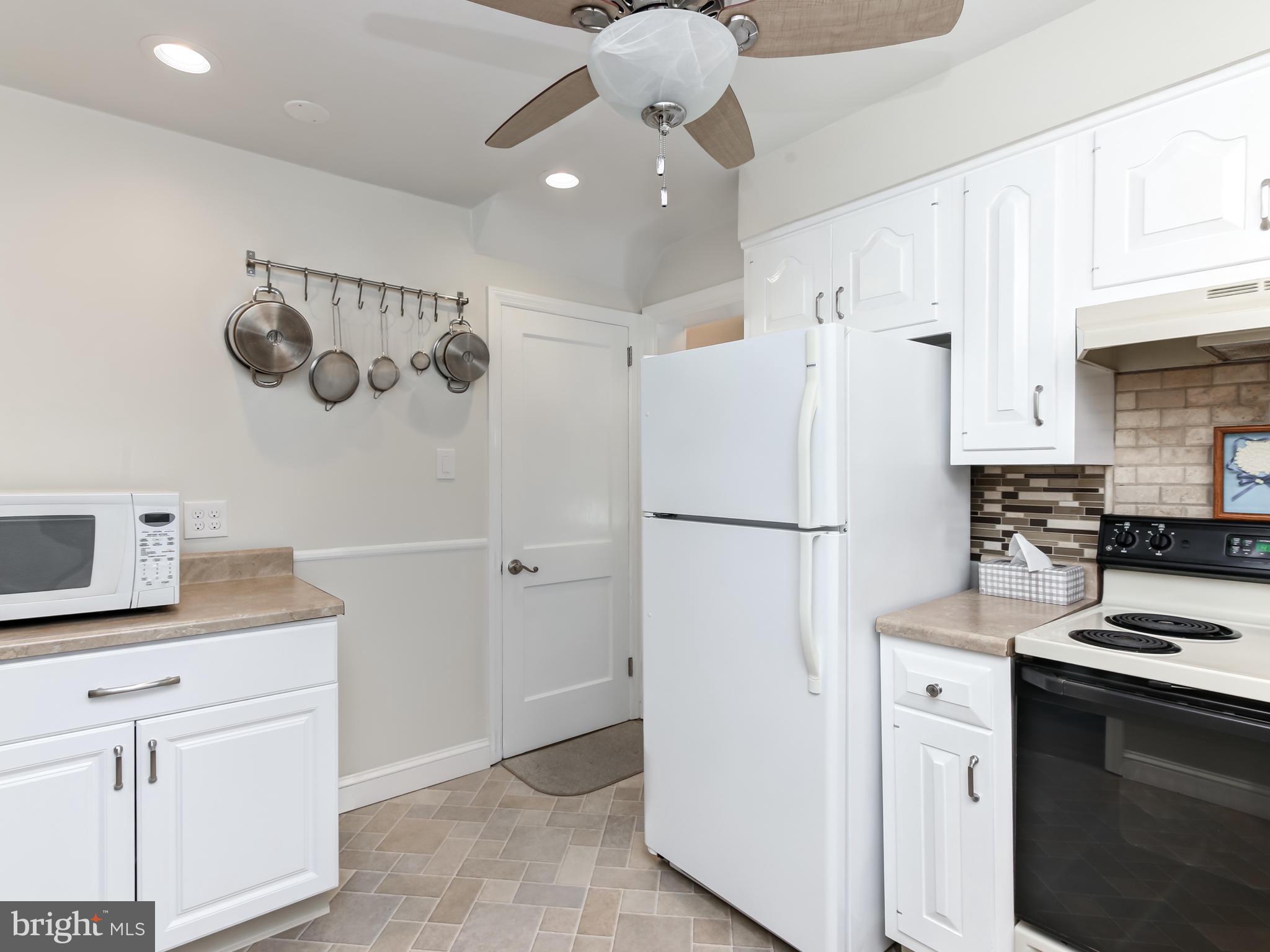 476 Wheatsheaf Road Springfield, PA 19064 - Photo 19 of 38