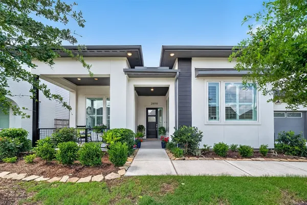 $450,000 | 28919 Harbor Springs Court, Fulshear, TX 77441