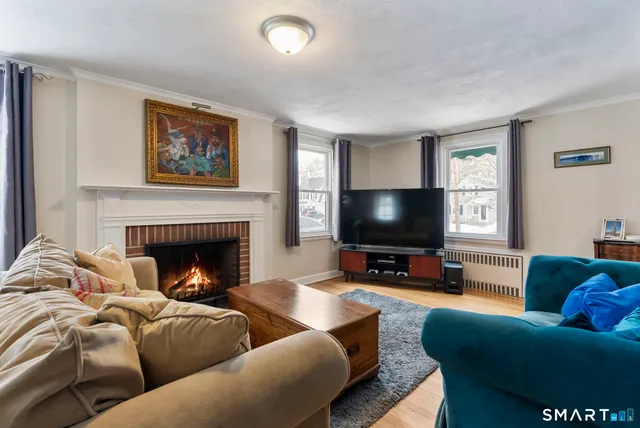 $539,000 | 122 Argyle Avenue, West Hartford, CT 06107