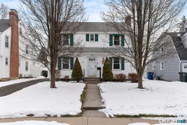 $539,000 | 122 Argyle Avenue, West Hartford, CT 06107