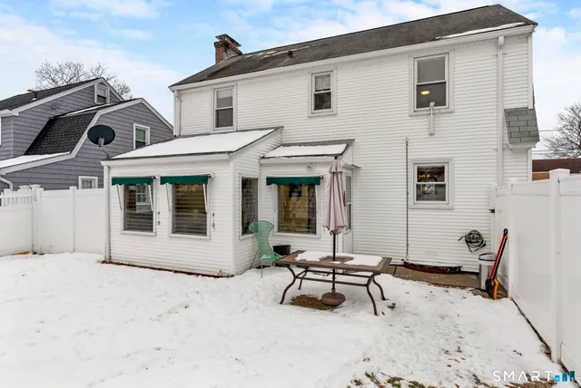 $539,000 | 122 Argyle Avenue, West Hartford, CT 06107