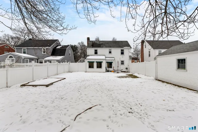 $539,000 | 122 Argyle Avenue, West Hartford, CT 06107