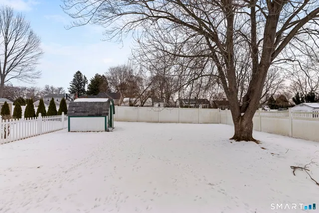 $539,000 | 122 Argyle Avenue, West Hartford, CT 06107