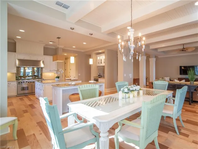 $8,250,000 | 725 West Lake Drive, Naples, FL 34102