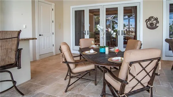 $7,995,000 | 725 West Lake Drive, Naples, FL 34102