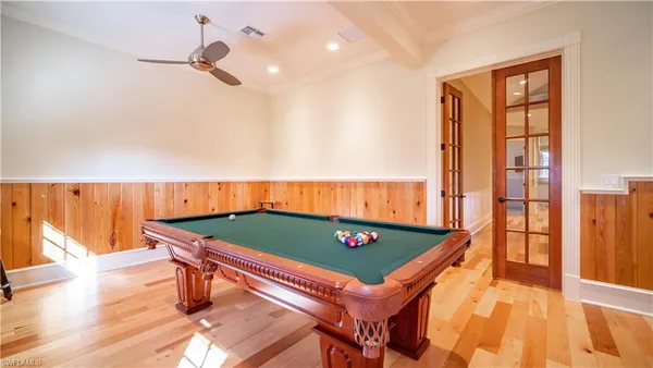 $7,995,000 | 725 West Lake Drive, Naples, FL 34102