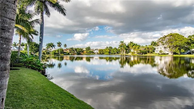 $8,250,000 | 725 West Lake Drive, Naples, FL 34102