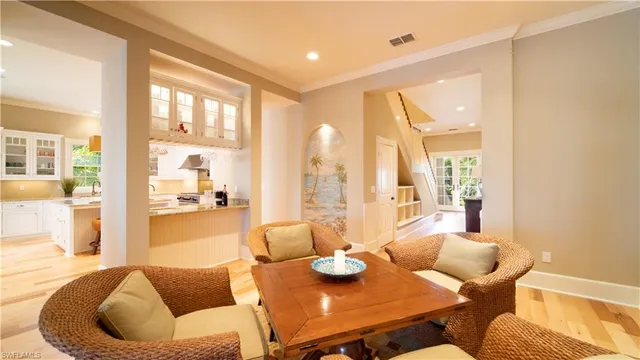 $8,250,000 | 725 West Lake Drive, Naples, FL 34102