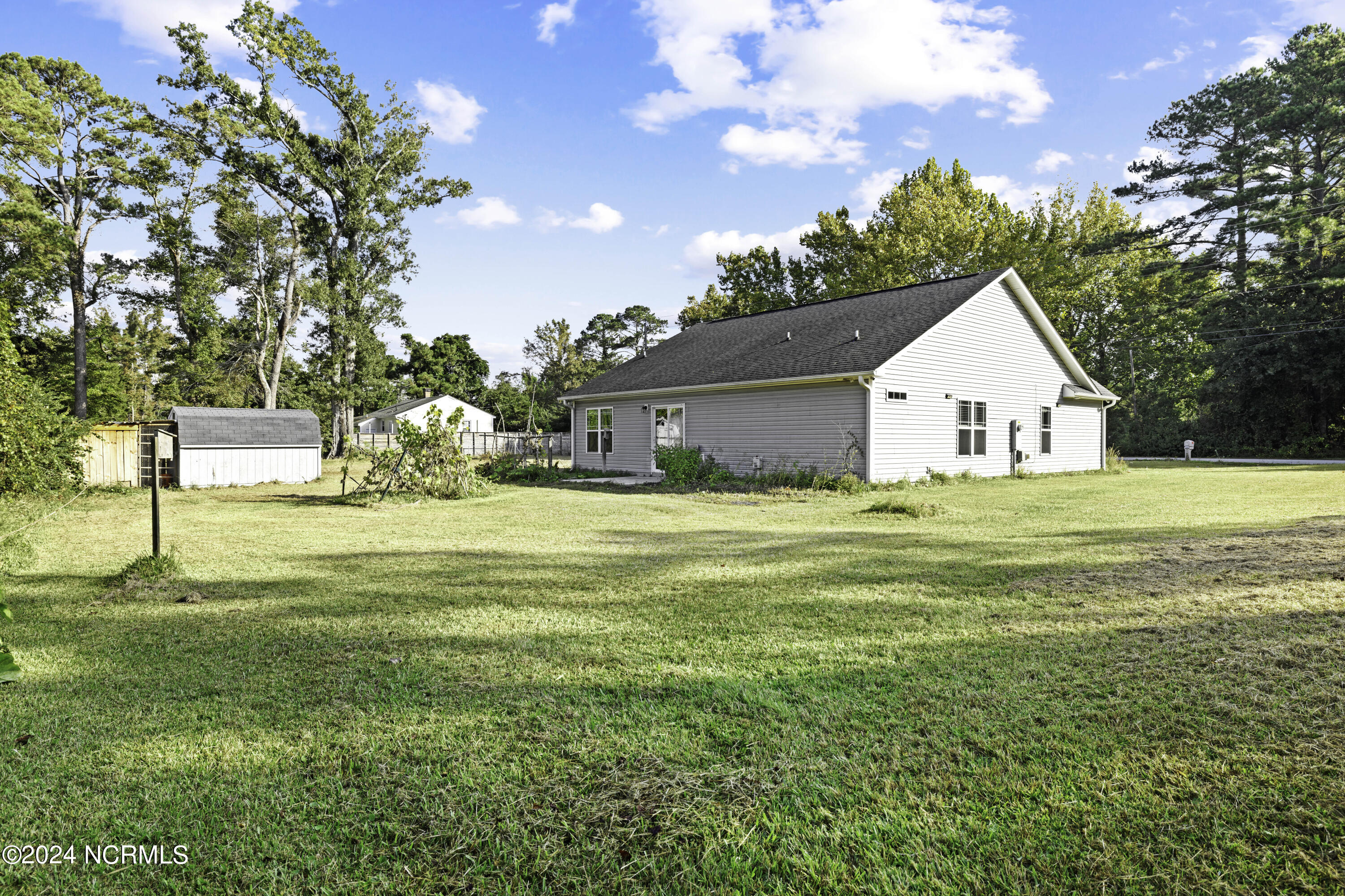 1629 Murrill Hill Road Jacksonville, NC 28540 - Photo 14 of 17
