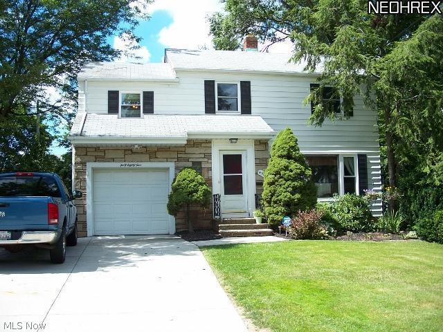 4084 Lambert Road Cleveland, OH 44121 - Photo 20 of 22 Front with new cement drive