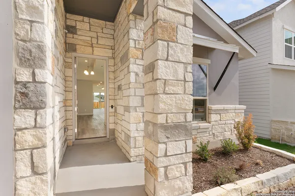 $409,849 | 948 Nolte Bend, Seguin, TX 78155