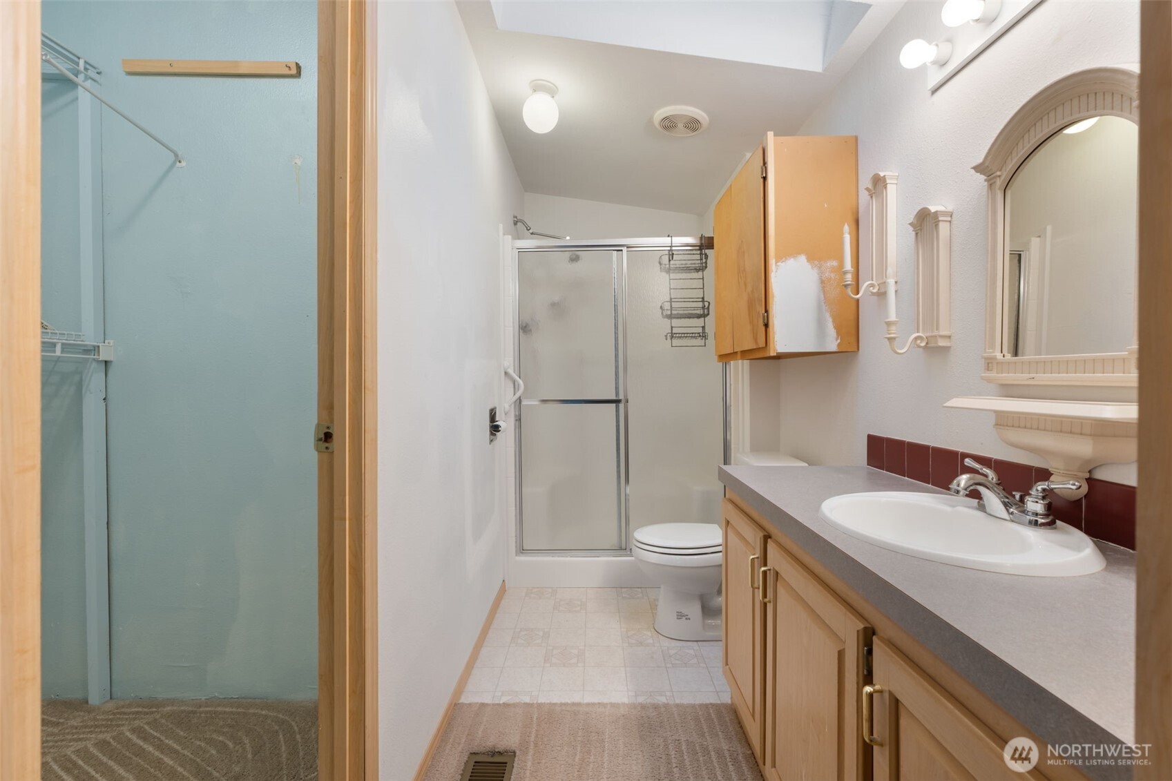 1101 South Scheuber Road, Unit 18 Centralia, WA 98531 - Photo 16 of 28 a bathroom with a sink toilet and shower