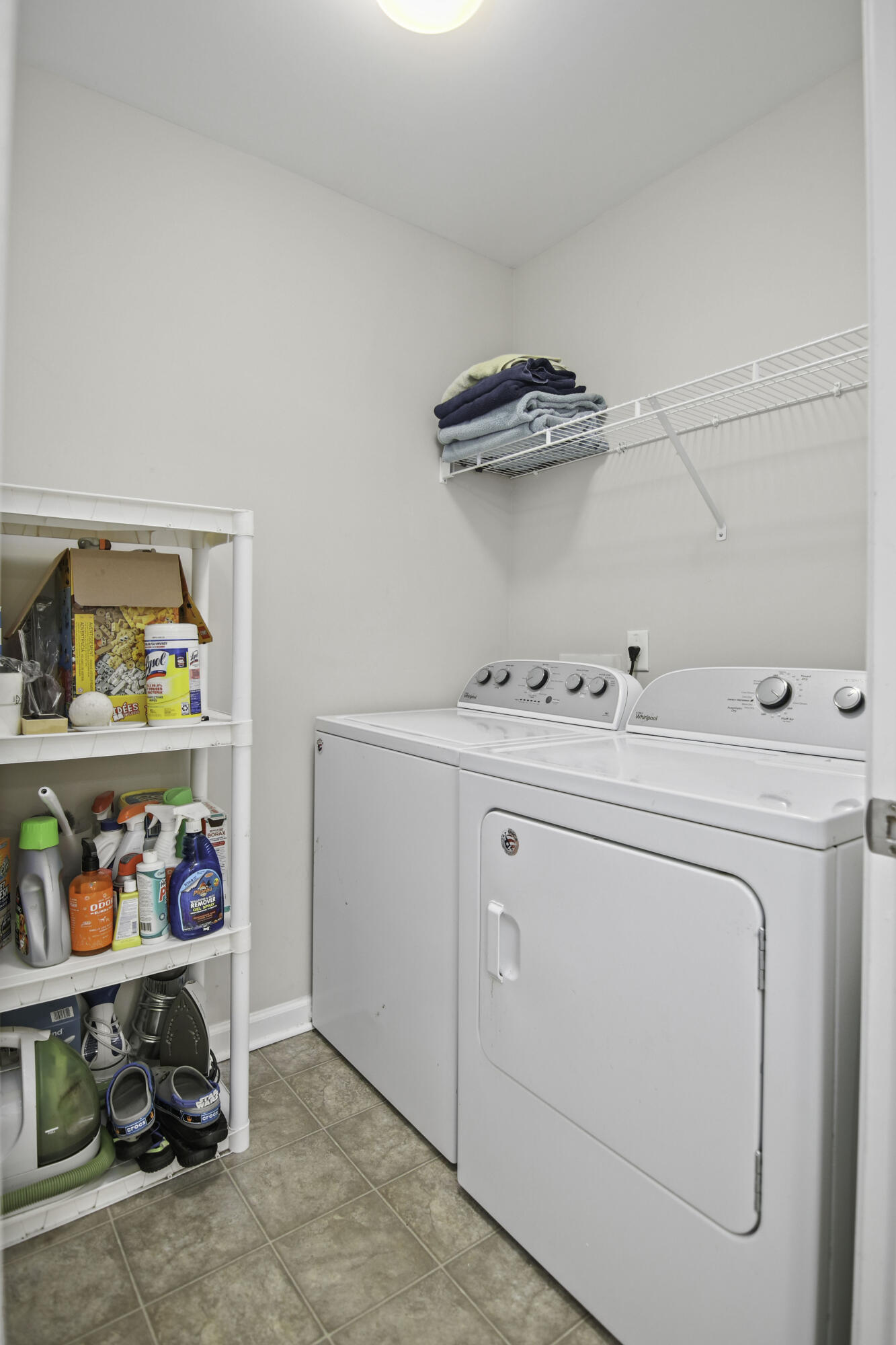 2038 Elvington Road Johns Island, SC 29455 - Photo 25 of 39 2038ElvingtonRd-CasaVerdeMedialLLC37