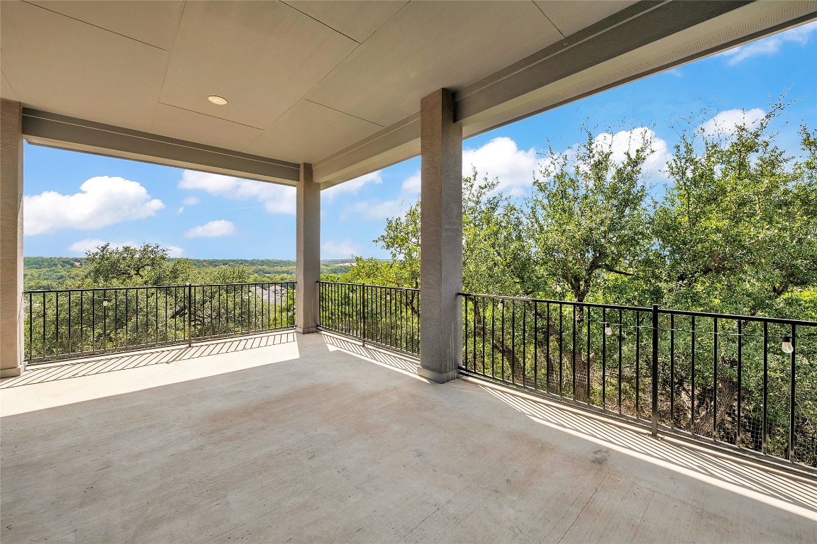 221 Cibolo Ridge Drive Georgetown, TX 78628 - Photo 10 of 27 a view of a city from a balcony