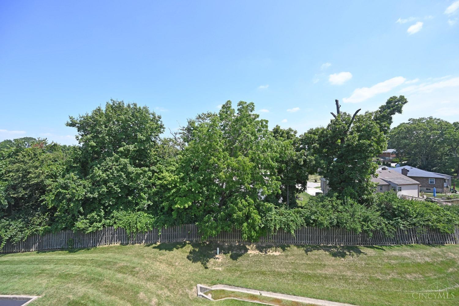 3408 North Bend Road Cincinnati, OH 45247 - Photo 32 of 44