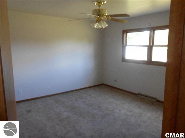 4201 West Stanton Road Stanton, MI 48888 - Photo 10 of 12 1772497-9.JPG