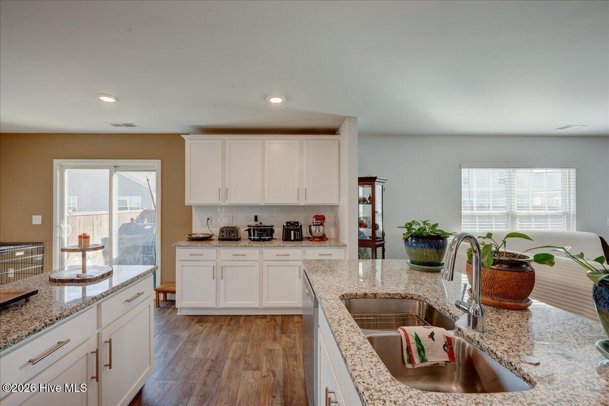 404 Frida Road New Bern, NC 28560 - Photo 5 of 53 24-404_Frida-17