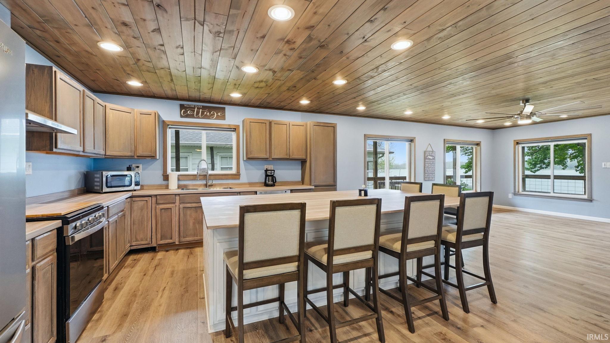 6685 East Harrold Road Churubusco, IN 46723 - Photo 8 of 36