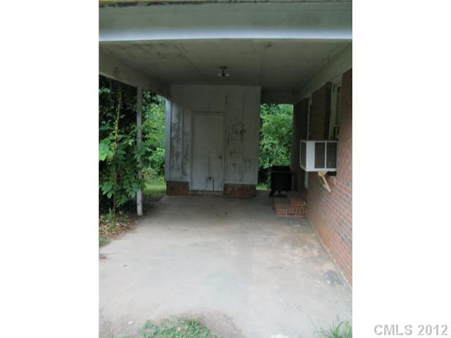 684 Triplett Road Cleveland, NC 27013 - Photo 4 of 14 Gallery Image 4