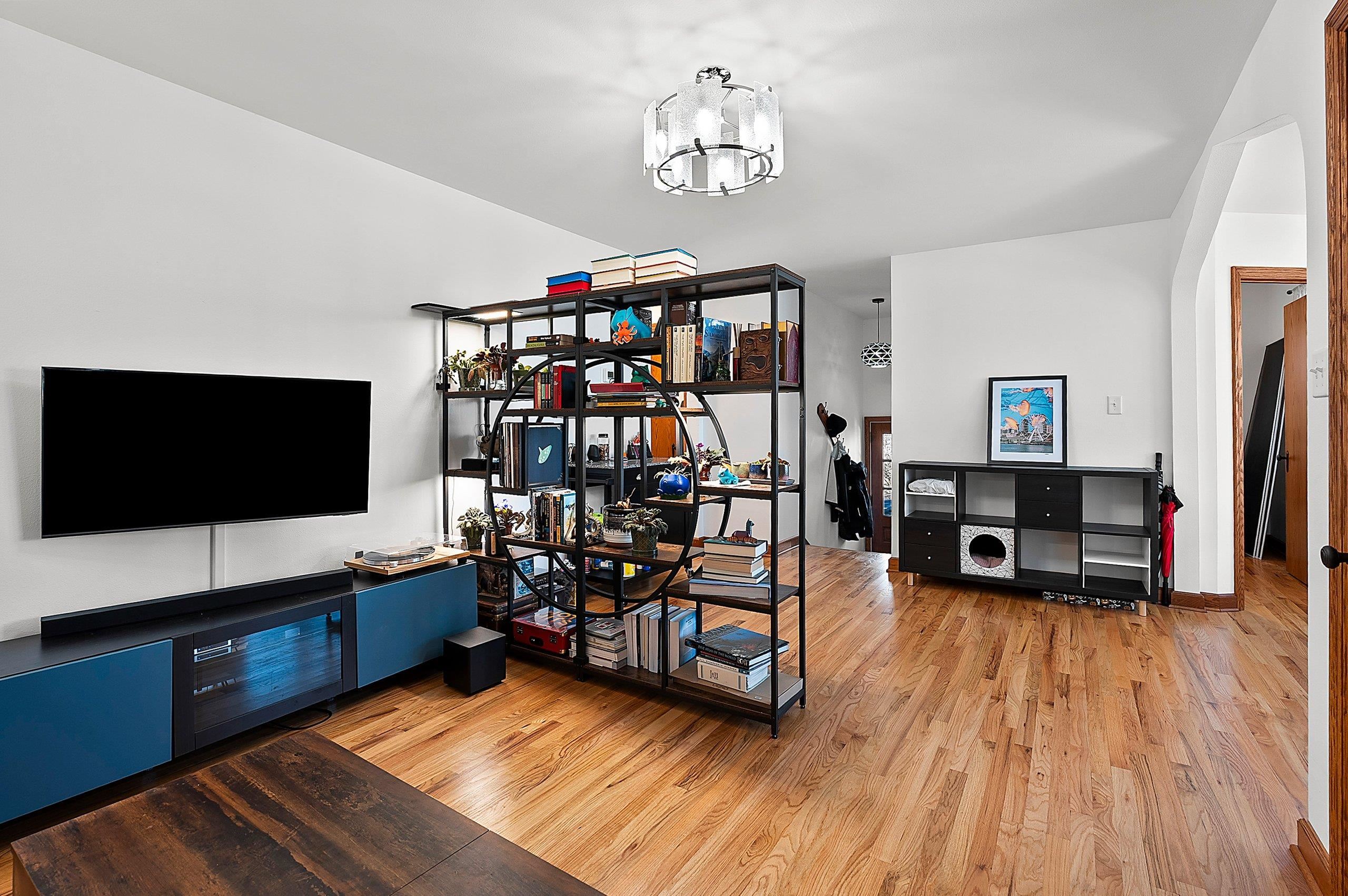 2141 Riverside Avenue Marinette, WI 54143 - Photo 18 of 59