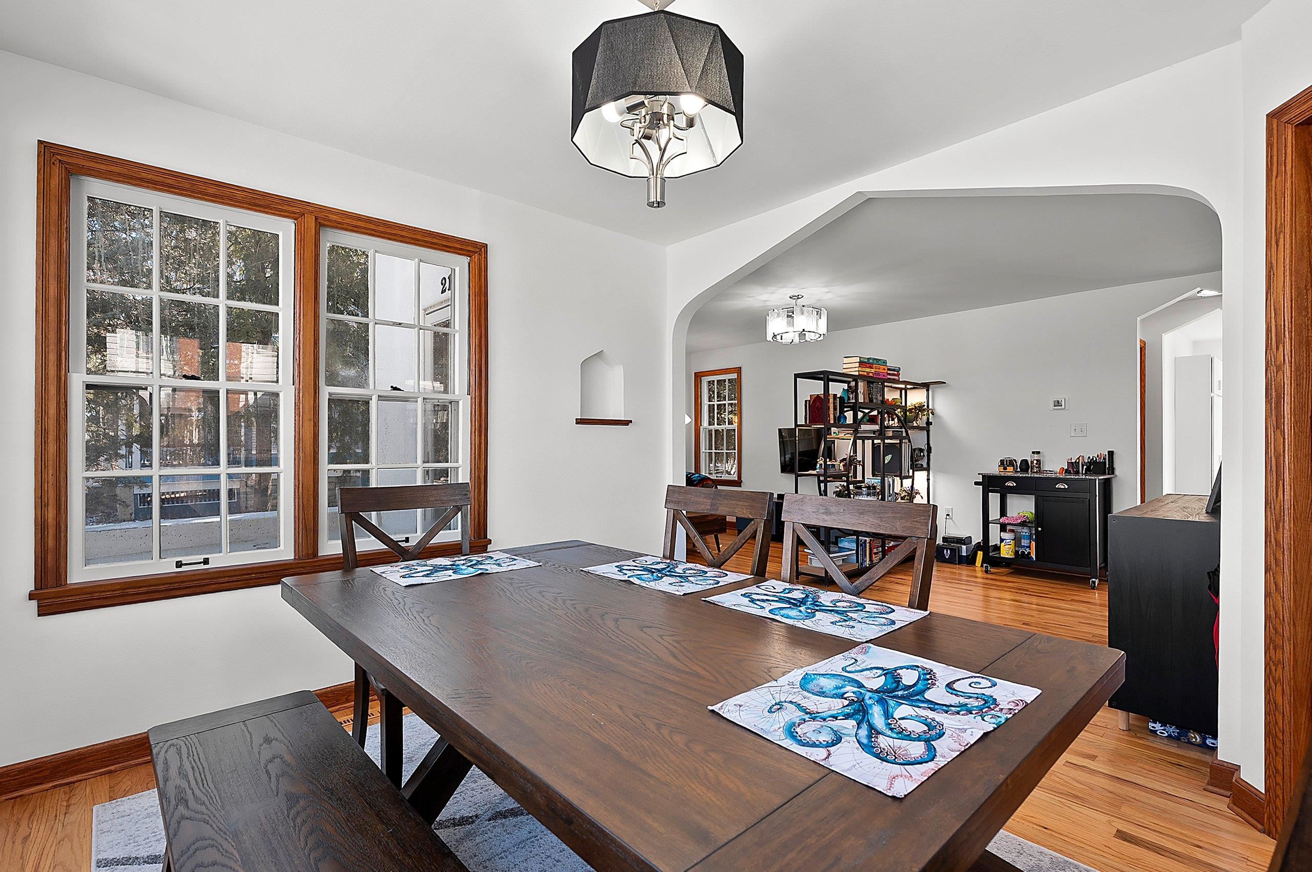 2141 Riverside Avenue Marinette, WI 54143 - Photo 24 of 59