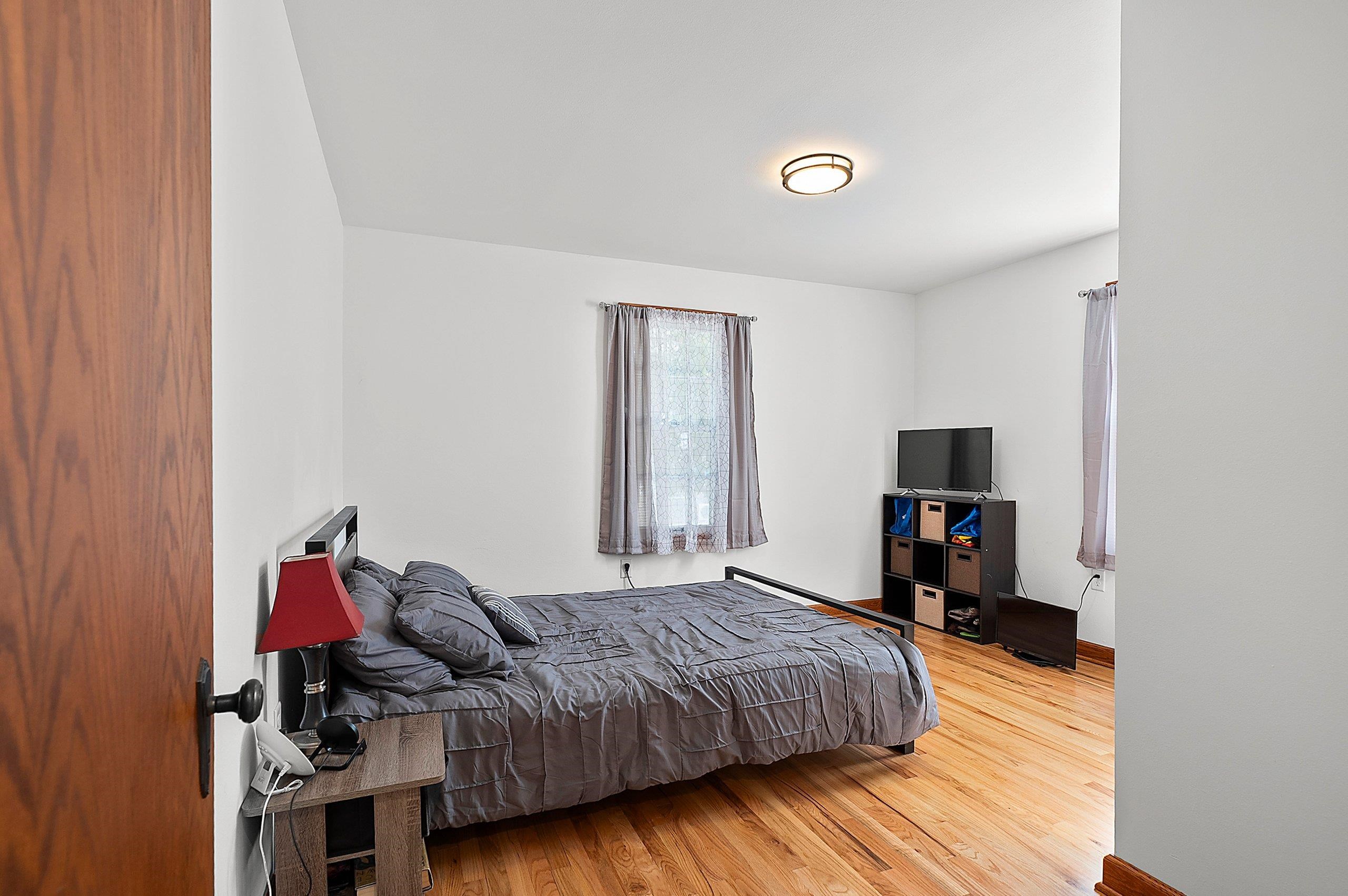 2141 Riverside Avenue Marinette, WI 54143 - Photo 27 of 59