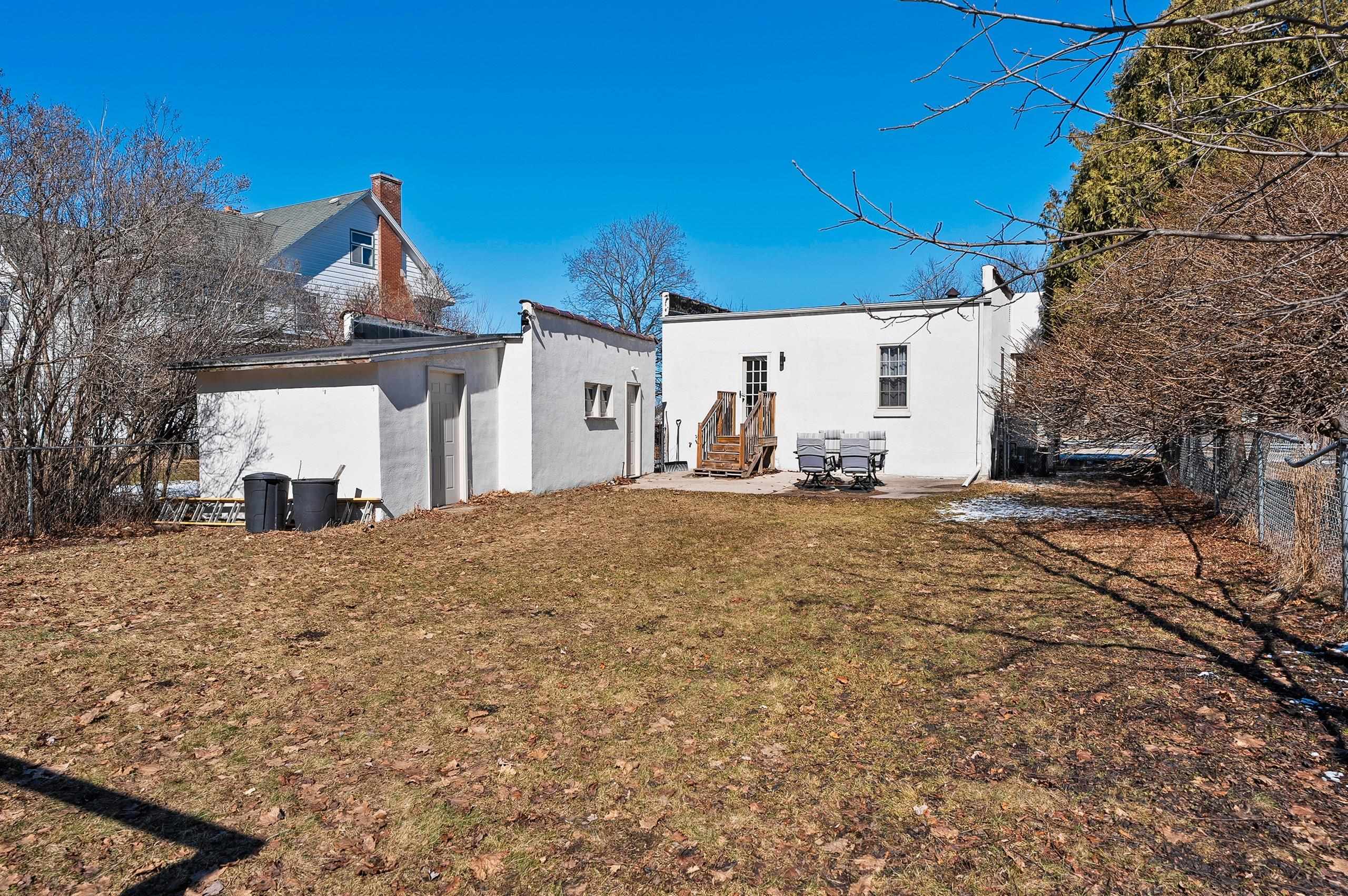 2141 Riverside Avenue Marinette, WI 54143 - Photo 51 of 59