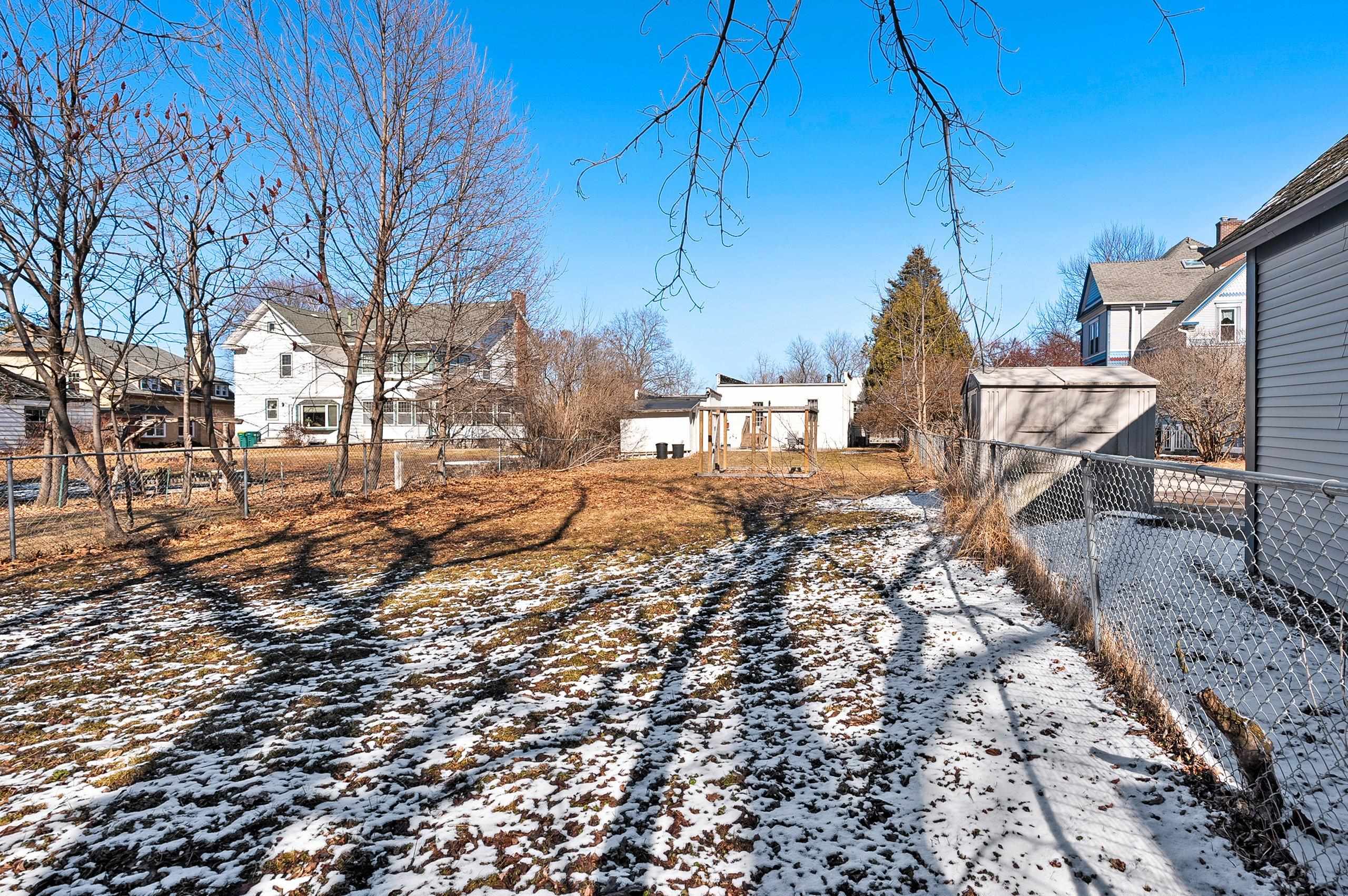 2141 Riverside Avenue Marinette, WI 54143 - Photo 53 of 59