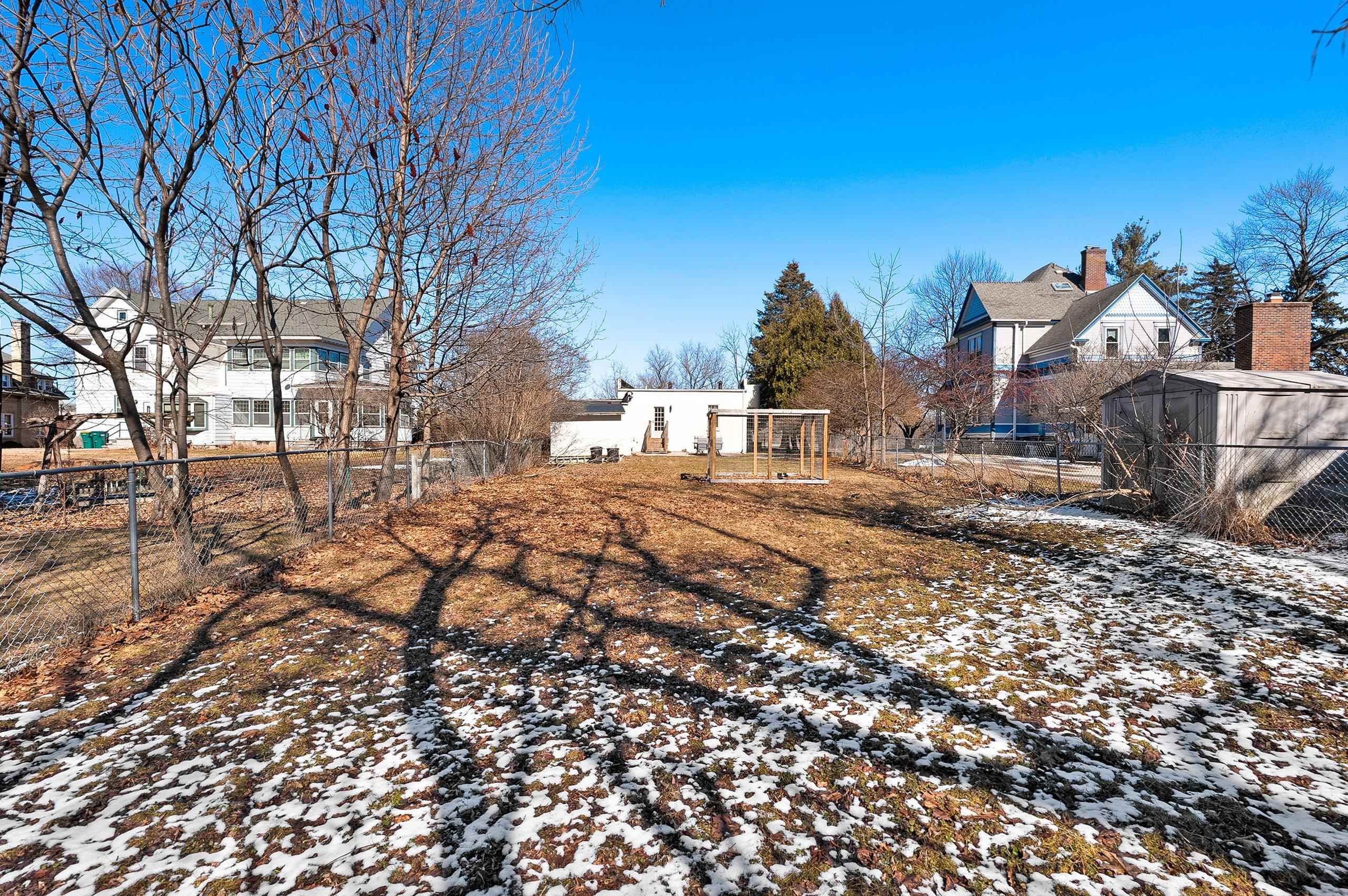 2141 Riverside Avenue Marinette, WI 54143 - Photo 55 of 59