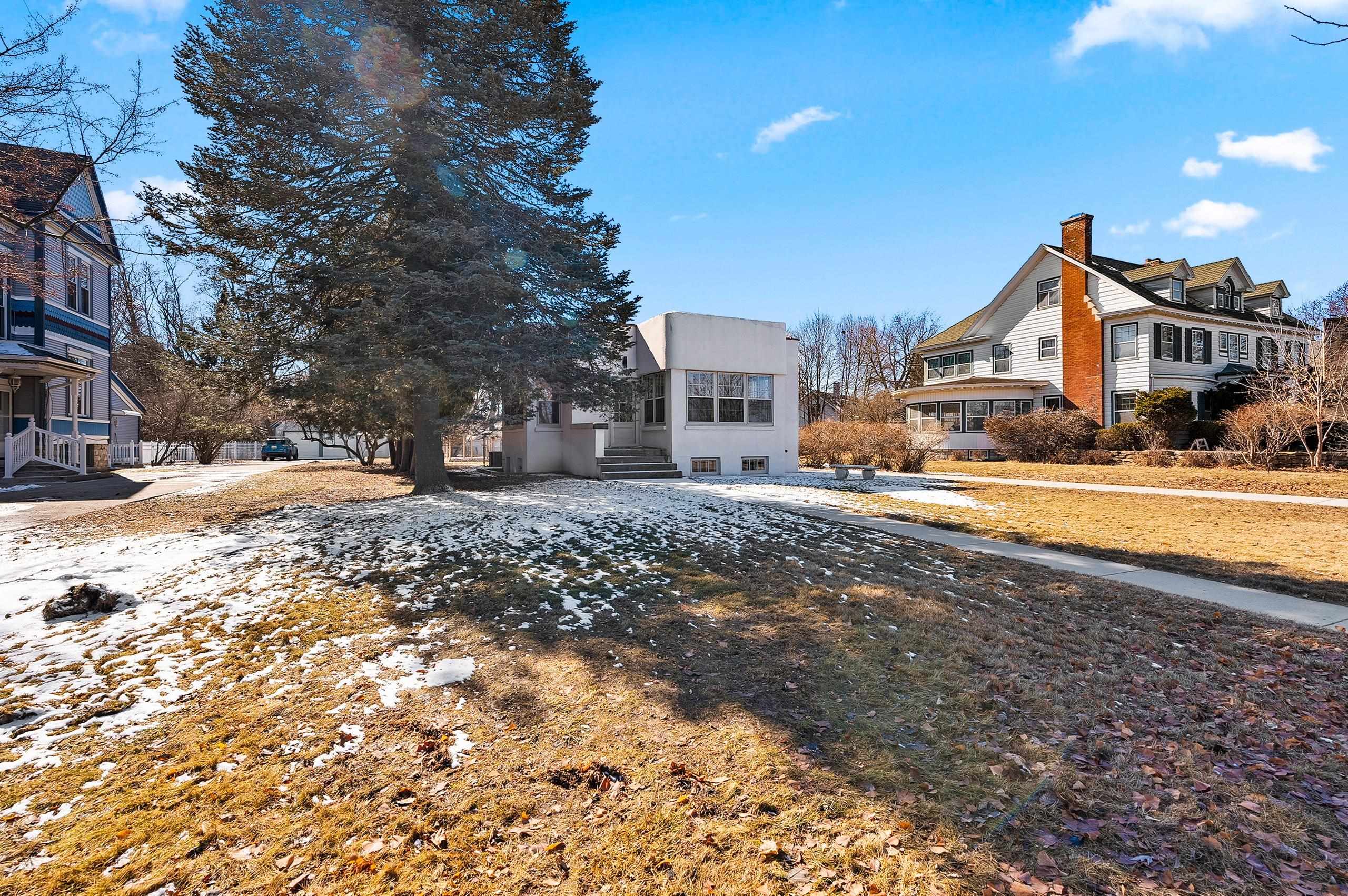 2141 Riverside Avenue Marinette, WI 54143 - Photo 58 of 59