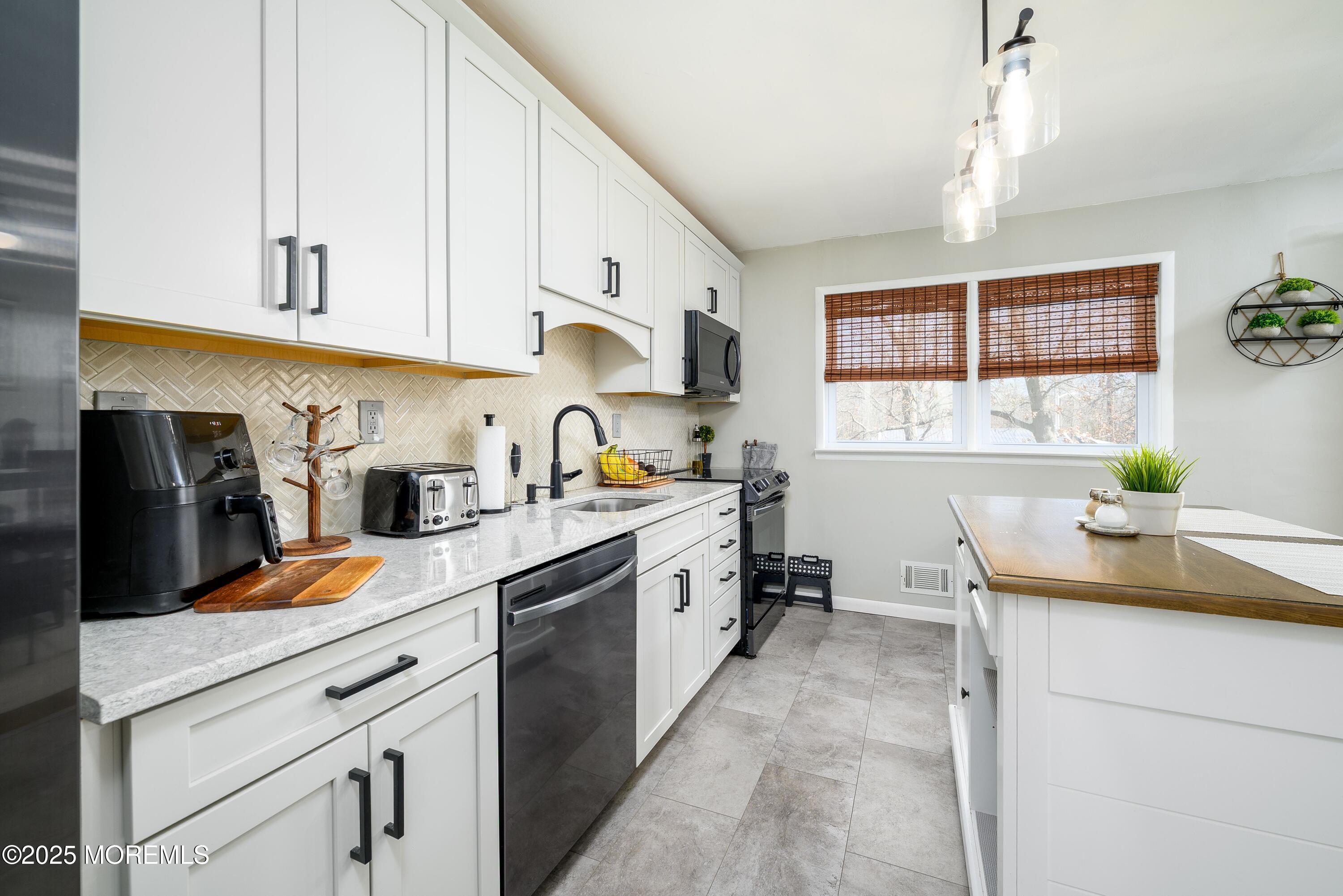333 Chandler Road Jackson, NJ 08527 - Photo 3 of 44 chandler29